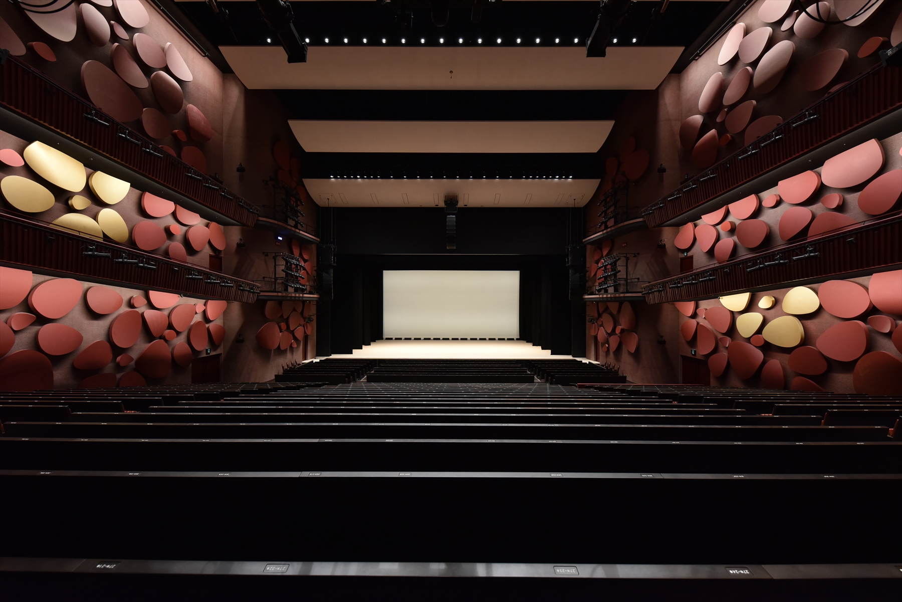 プロセニアム形式