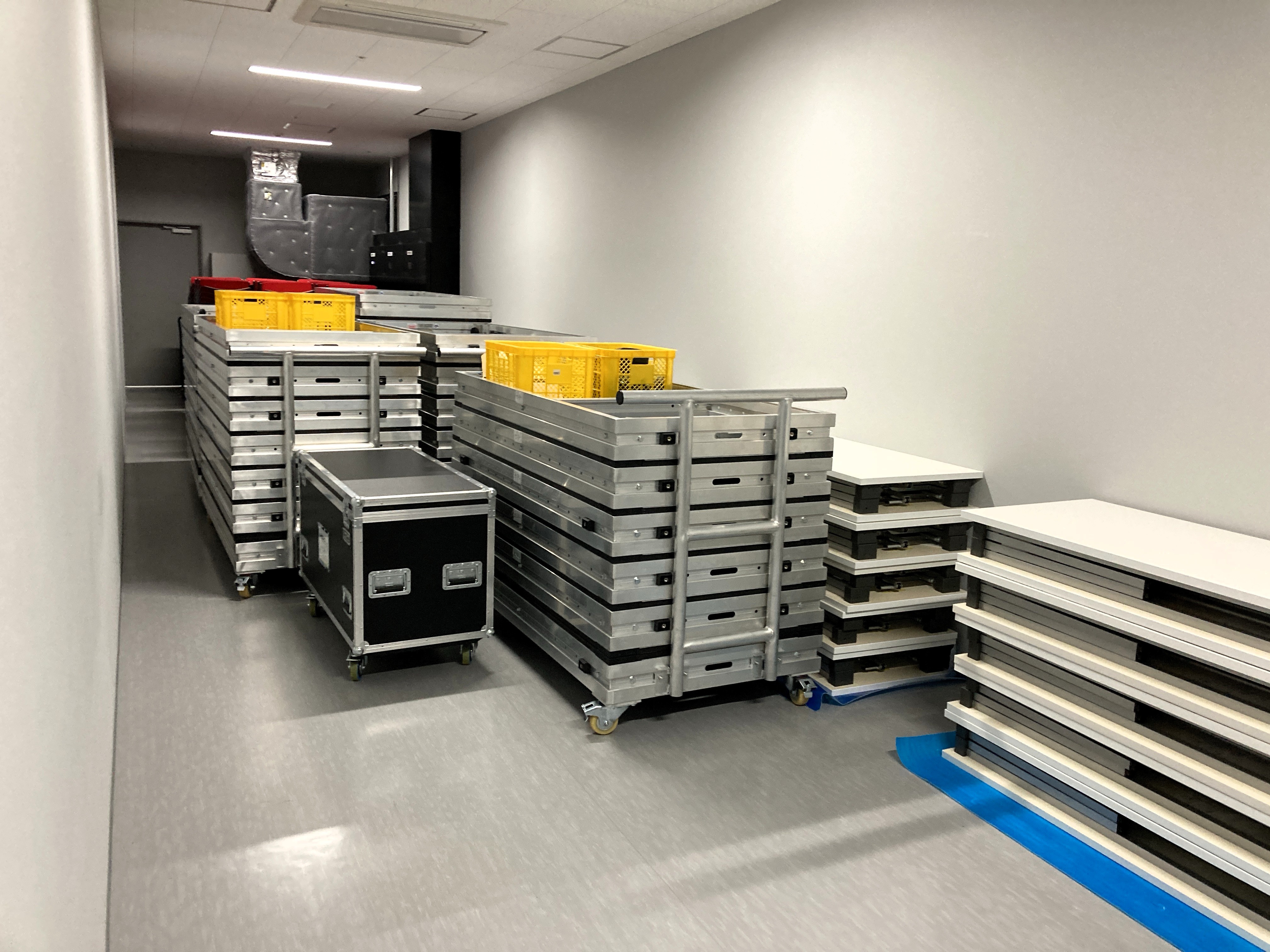 アルミデッキ収納